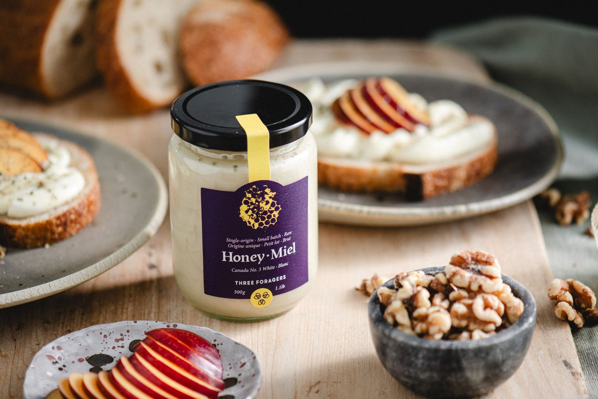 REAL, NOURISHING HONEY